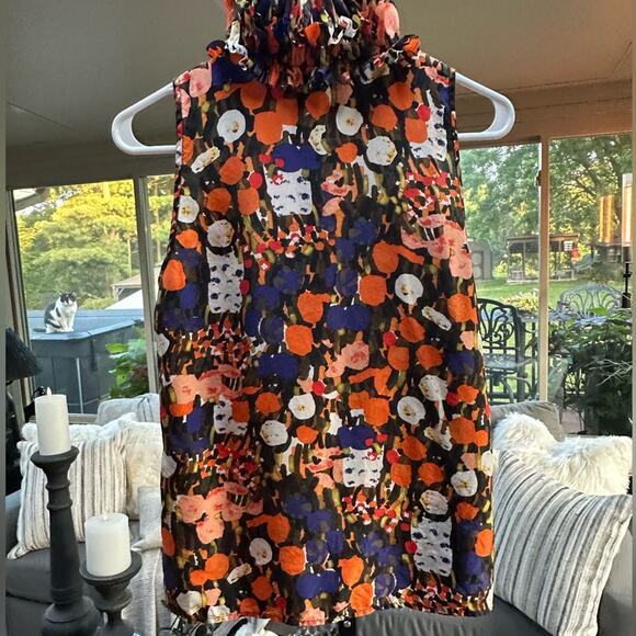 J. Crew 100 percent silk Ruffled neck and front Sleeveless Blouse Size 6 - Picture 5 of 6